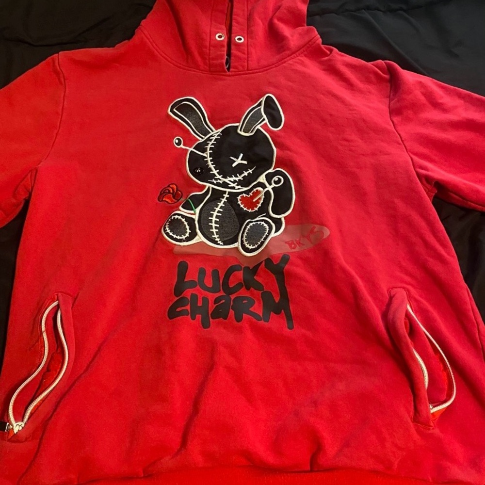 Clothing Hual